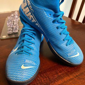 Nike Mercurial Dream Speed Academy indoor soccer / futsal shoes